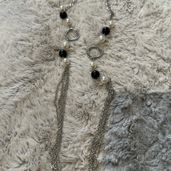 Elegant Silver and Black Beaded Necklace and earrings set - Picture 2 of 3